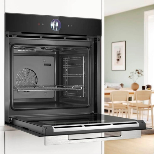 Электрический духовой шкаф Bosch Serie 8 HBG7363B1 Black